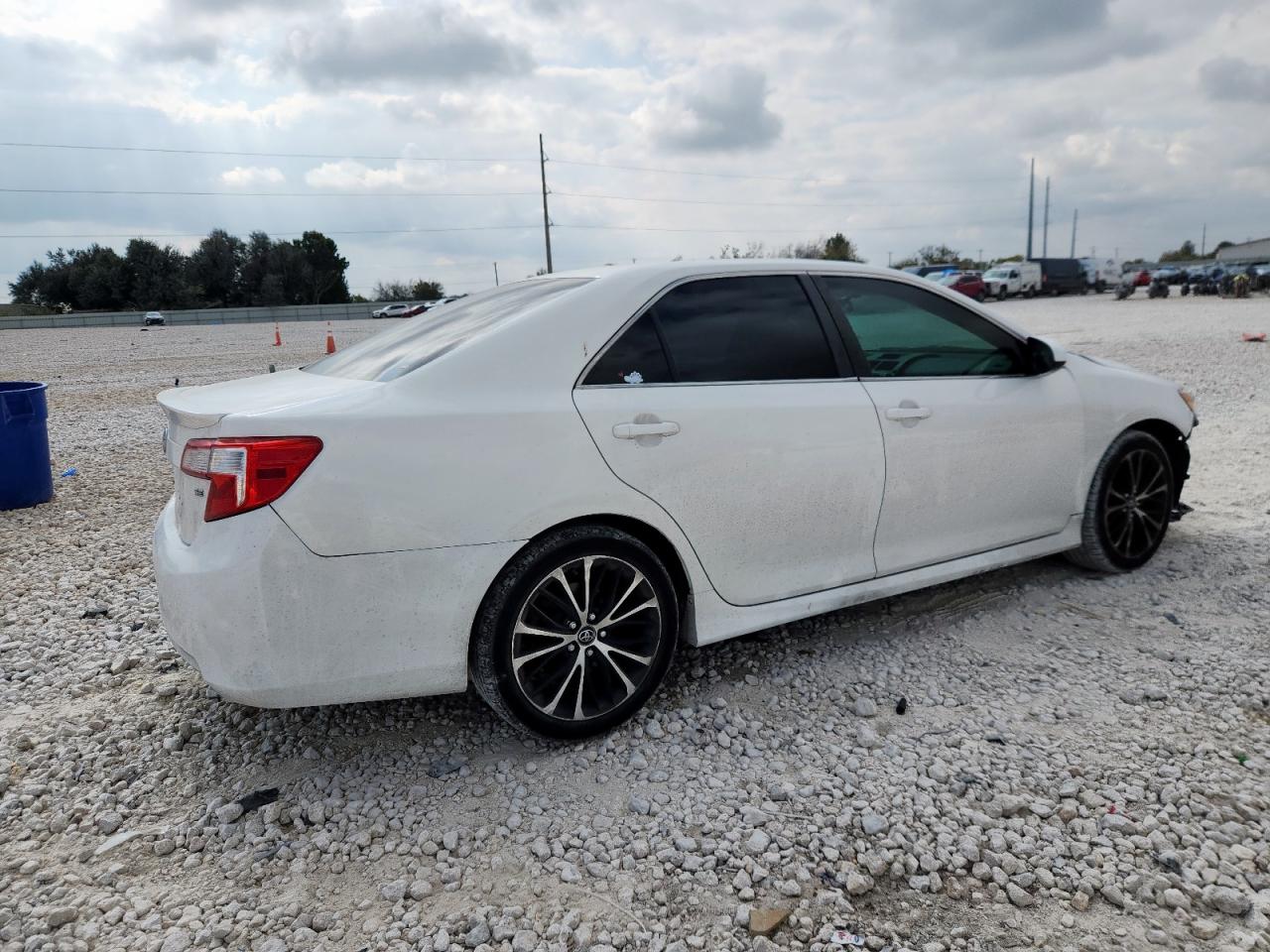TOYOTA CAMRY L