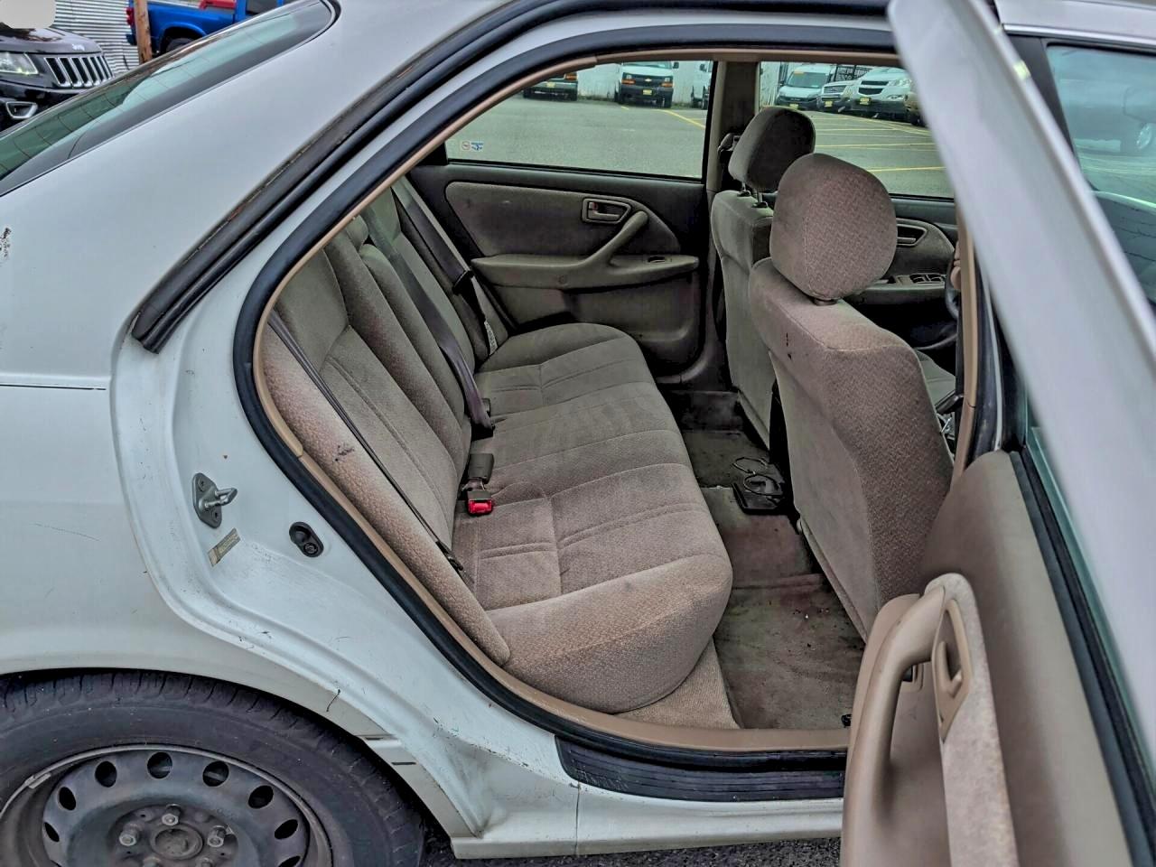 Lot #3296246412 2000 TOYOTA CAMRY CE