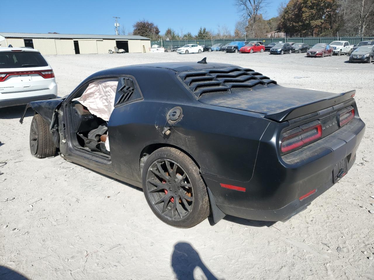 DODGE CHALLENGER SRT 392