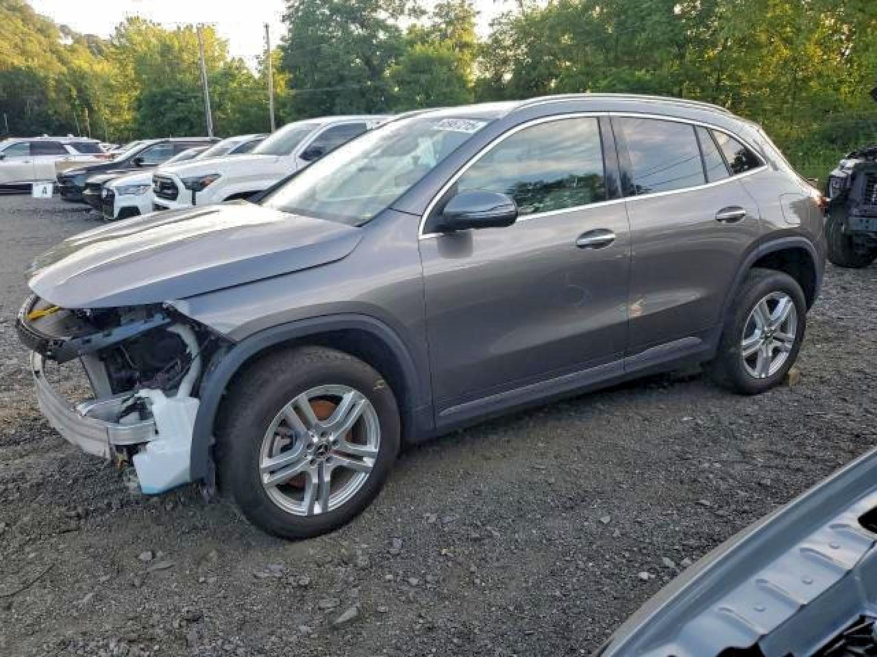 MERCEDES-BENZ GLA-CLASS 250 4MATIC