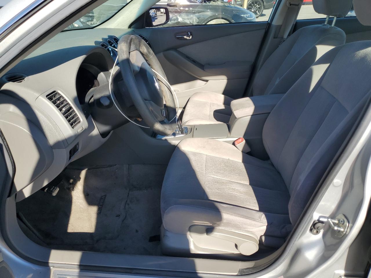 NISSAN ALTIMA BASE