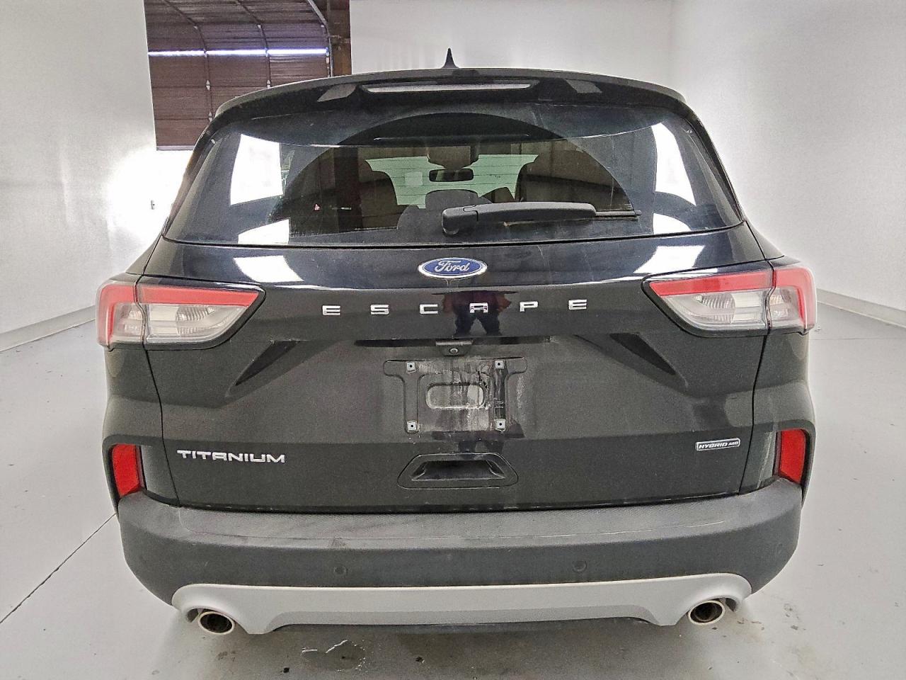 FORD ESCAPE TITANIUM