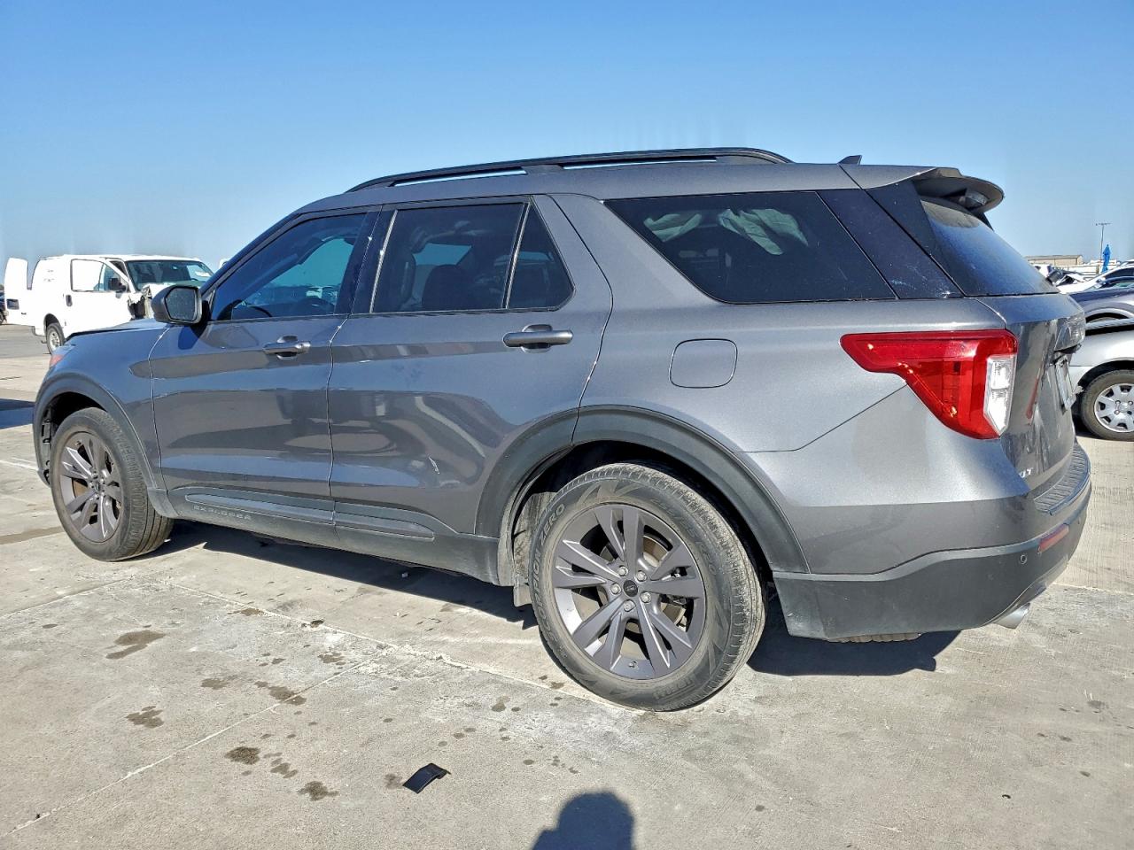 FORD EXPLORER XLT