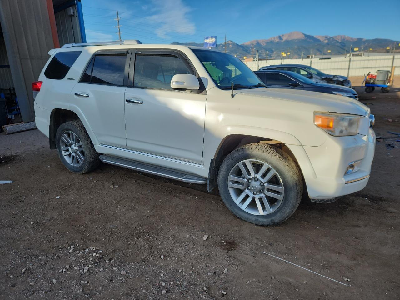 TOYOTA 4RUNNER SR5
