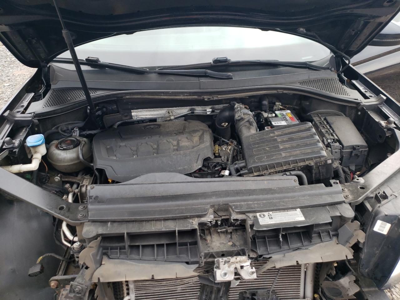 VOLKSWAGEN TIGUAN SE