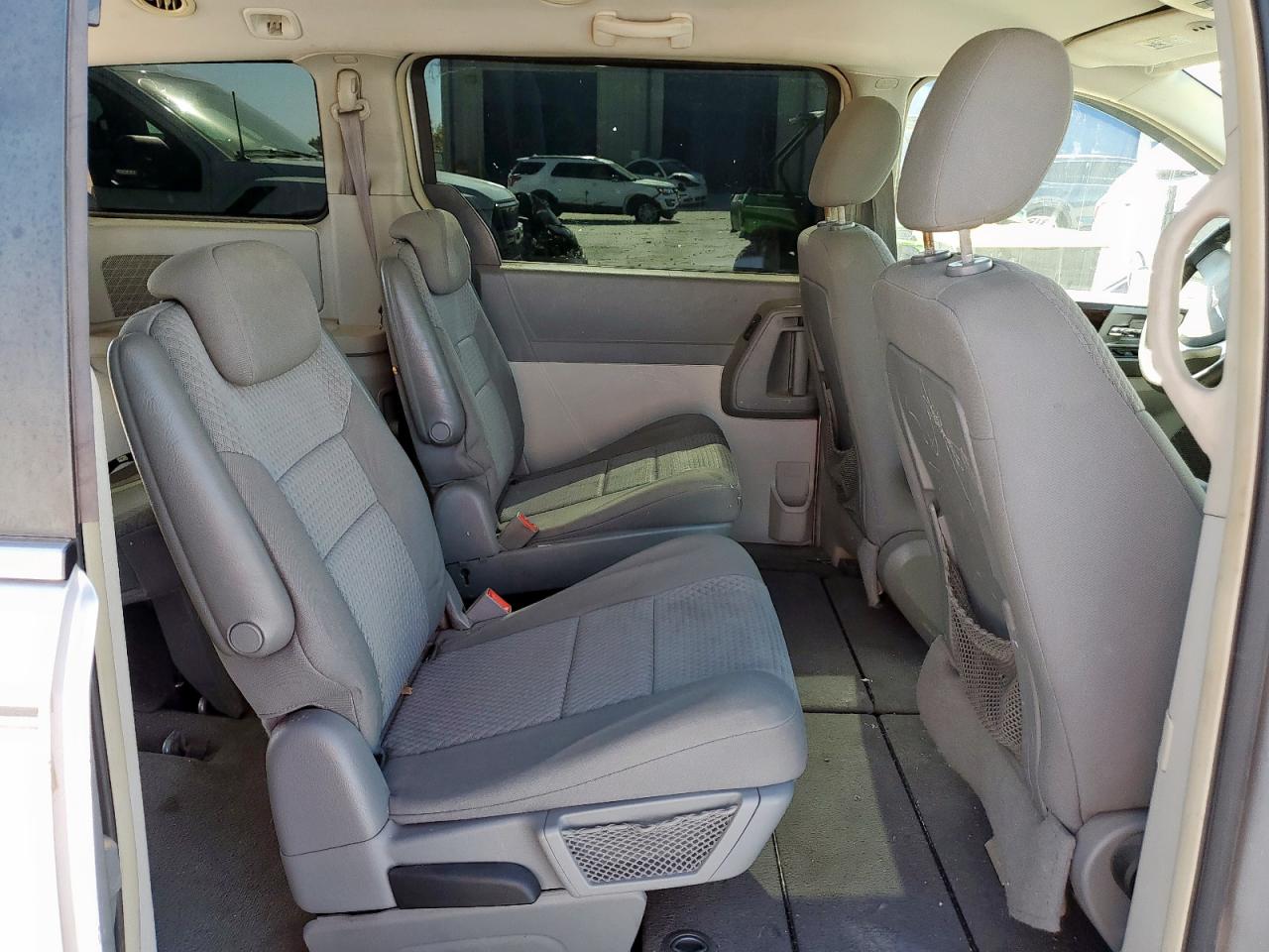 CHRYSLER TOWN & COUNTRY TOURING