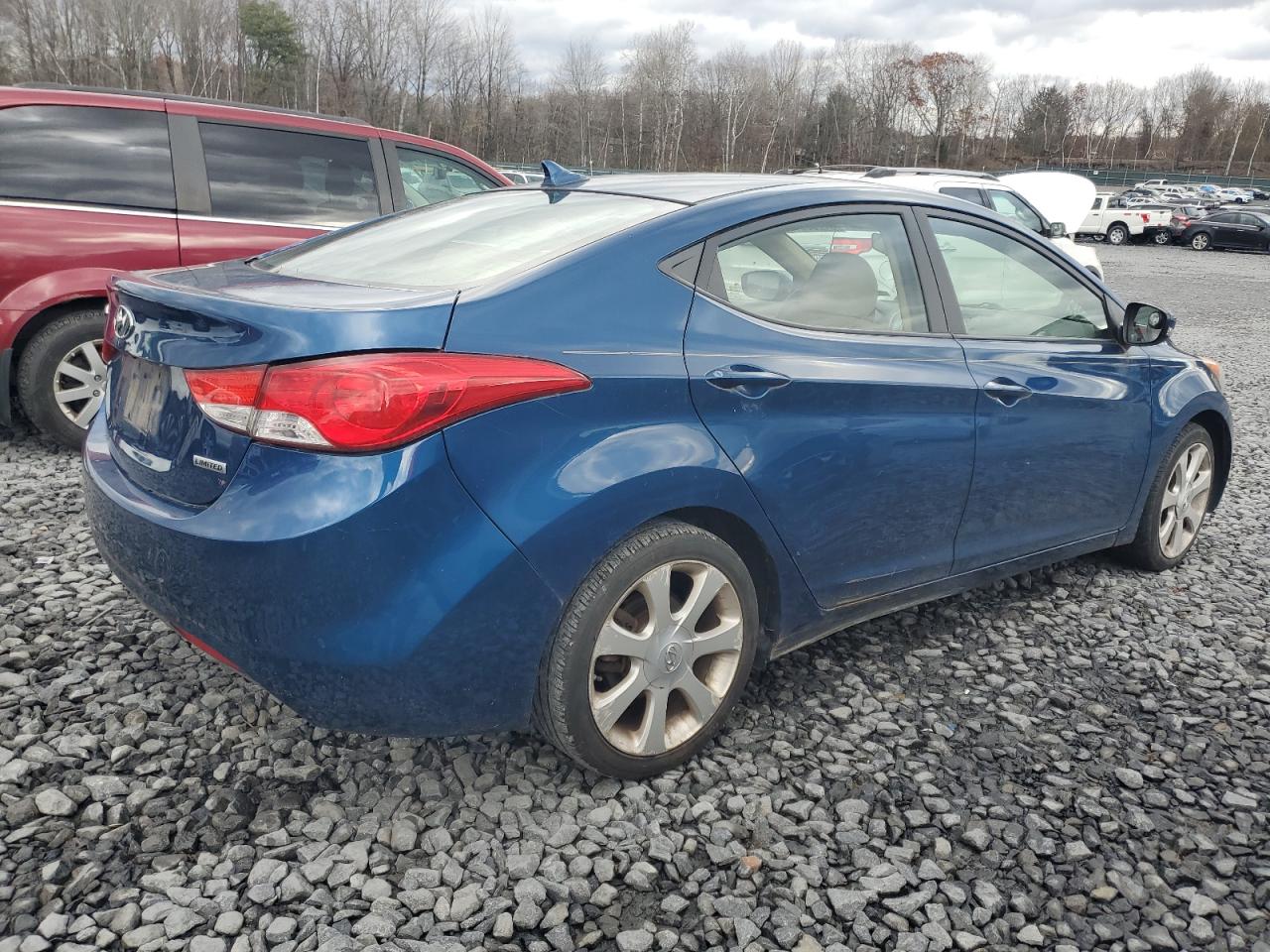 HYUNDAI ELANTRA GLS