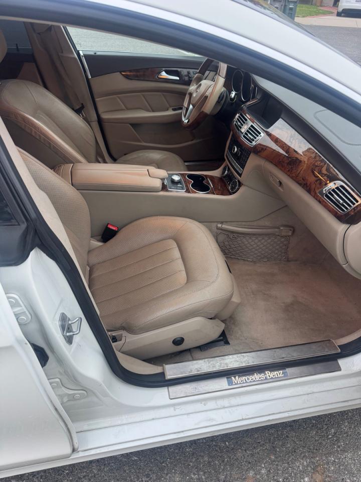 MERCEDES-BENZ CLS-CLASS 550