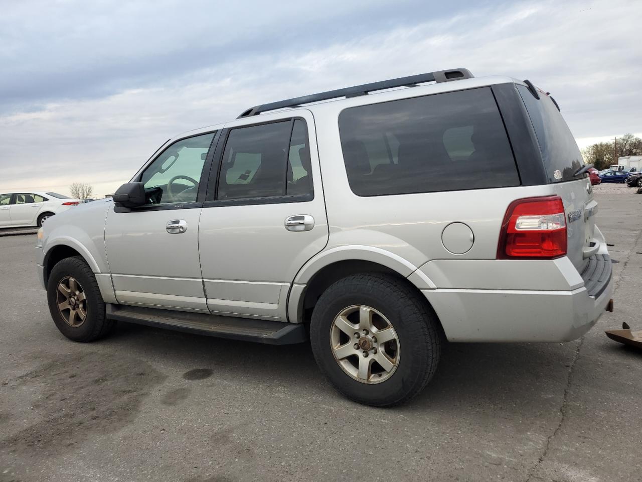 FORD EXPEDITION XLT