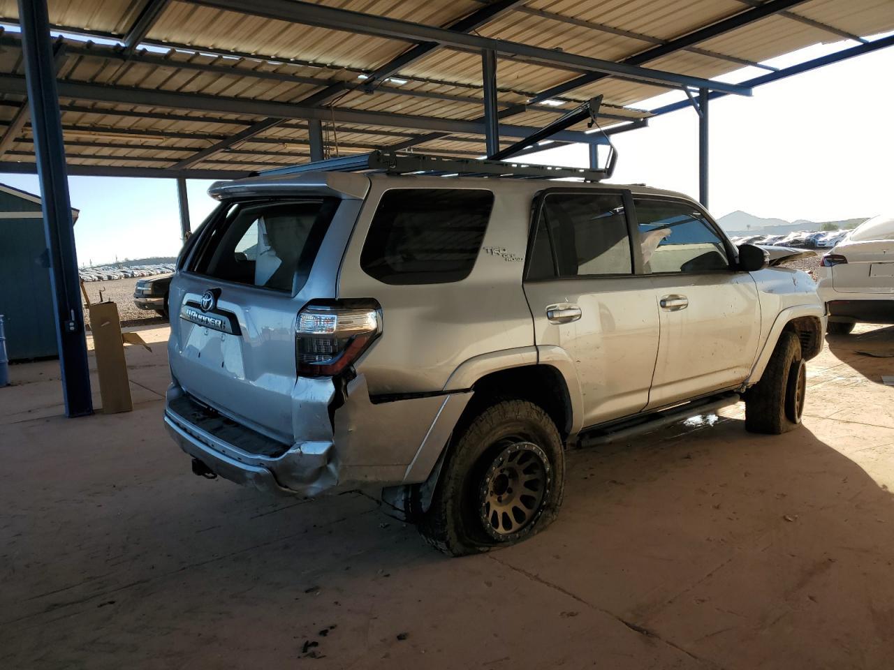 TOYOTA 4RUNNER SR5 PREMIUM