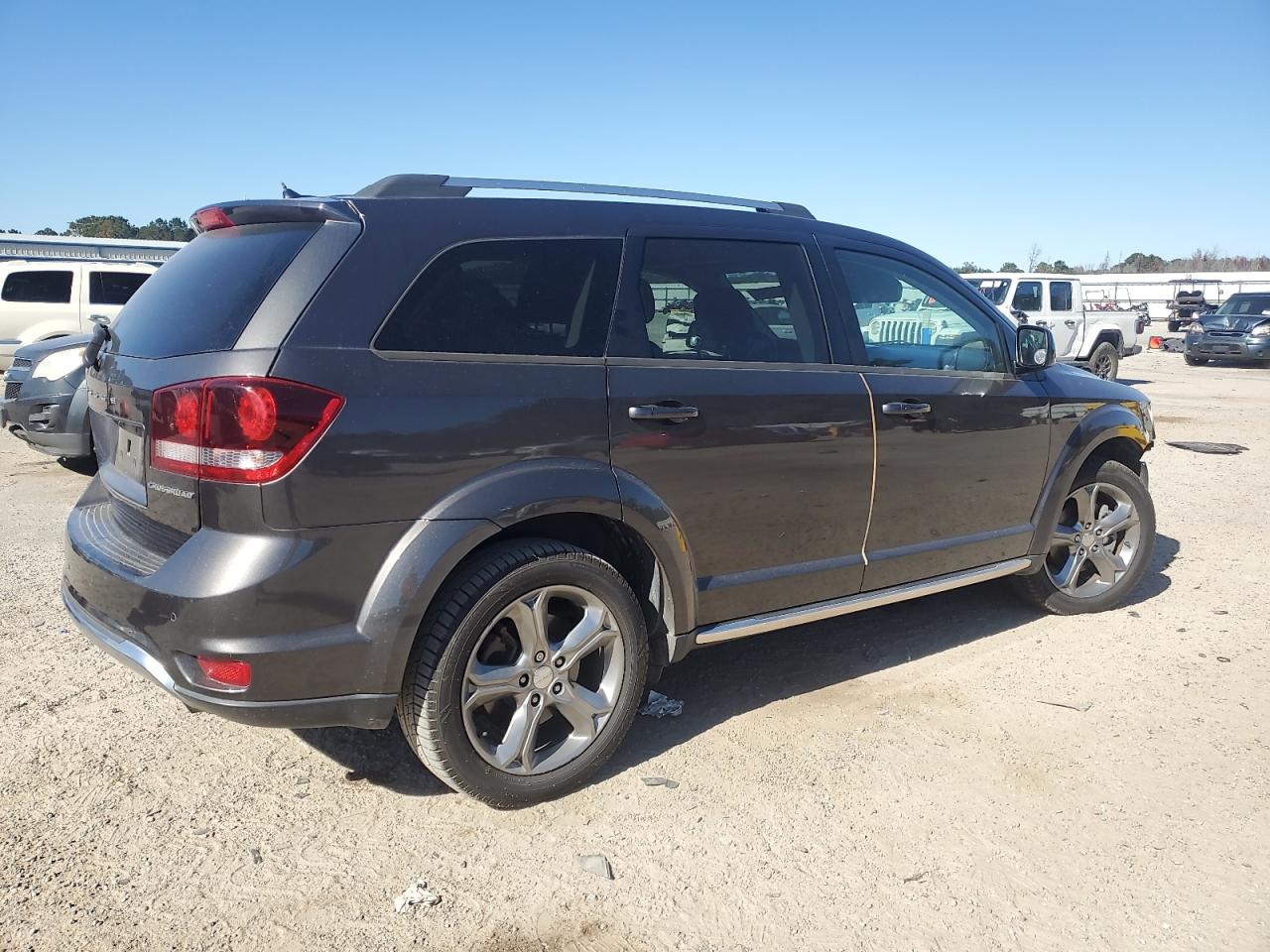 DODGE JOURNEY CROSSROAD