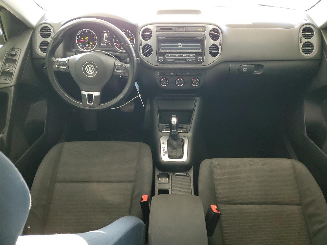 VOLKSWAGEN TIGUAN S