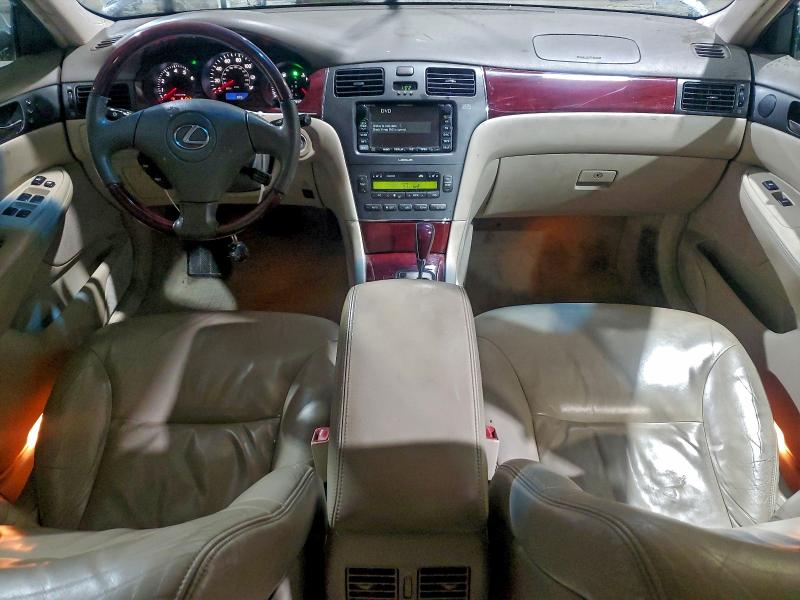 2002 LEXUS ES 300 #3303747424