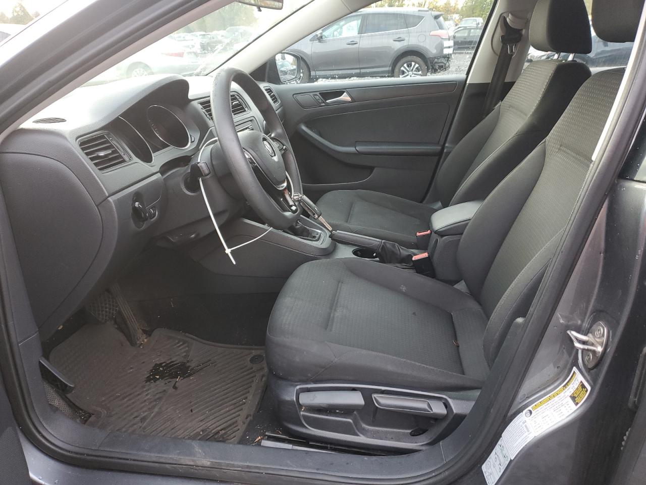 VOLKSWAGEN JETTA BASE