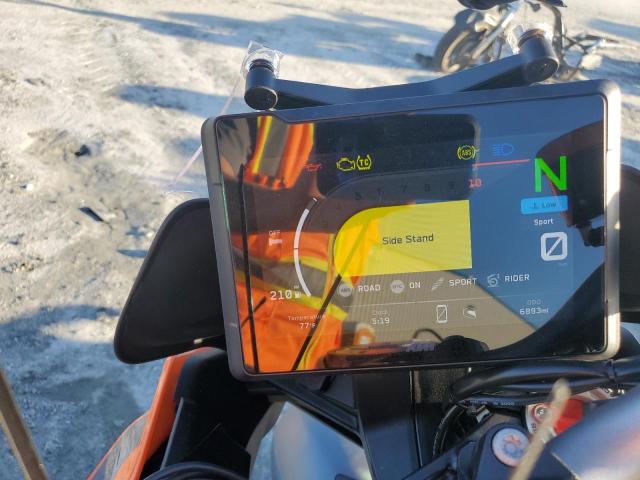 2023 KTM 1290 SUPER VBKV69402PM967343