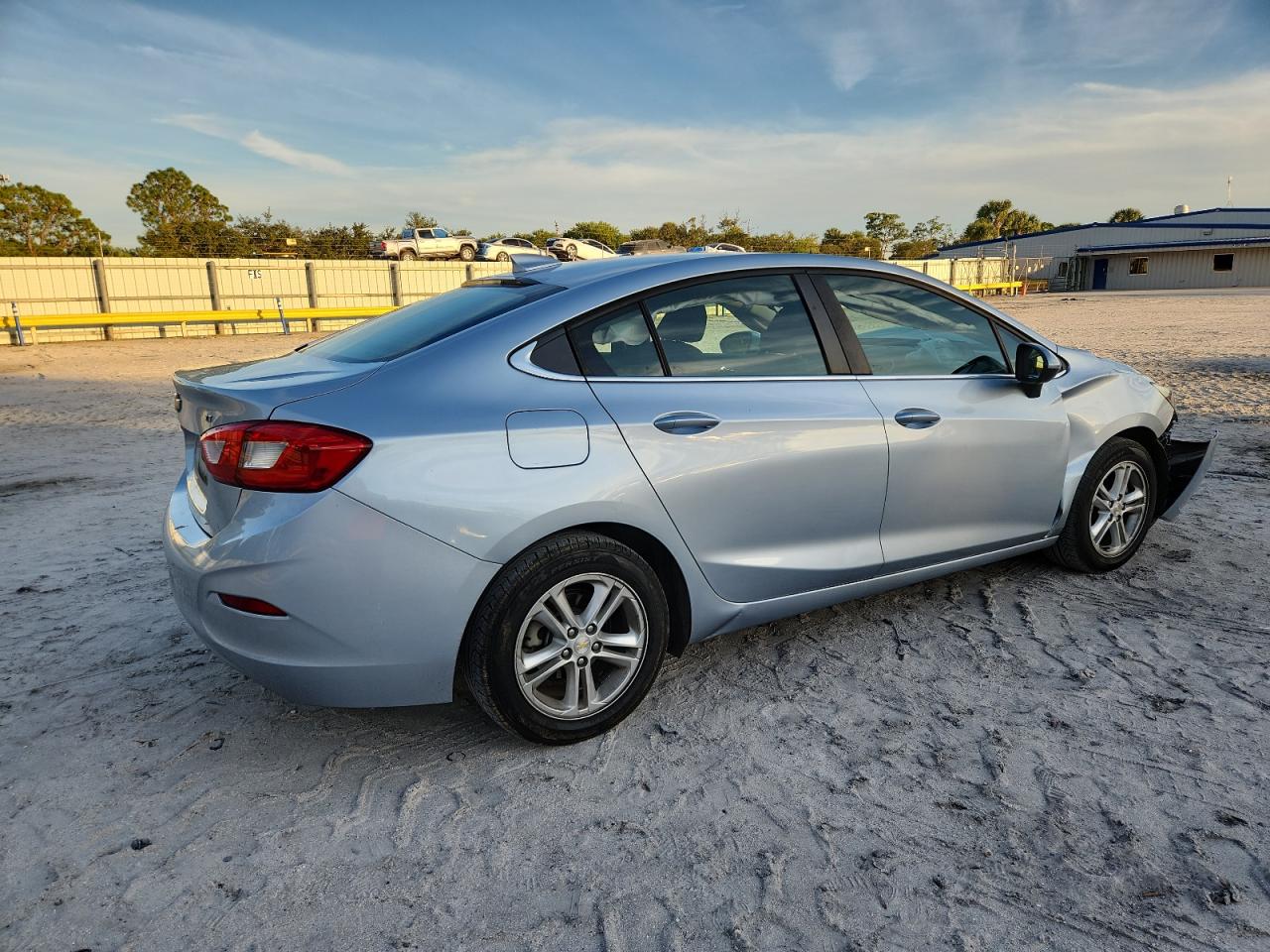 CHEVROLET CRUZE LT