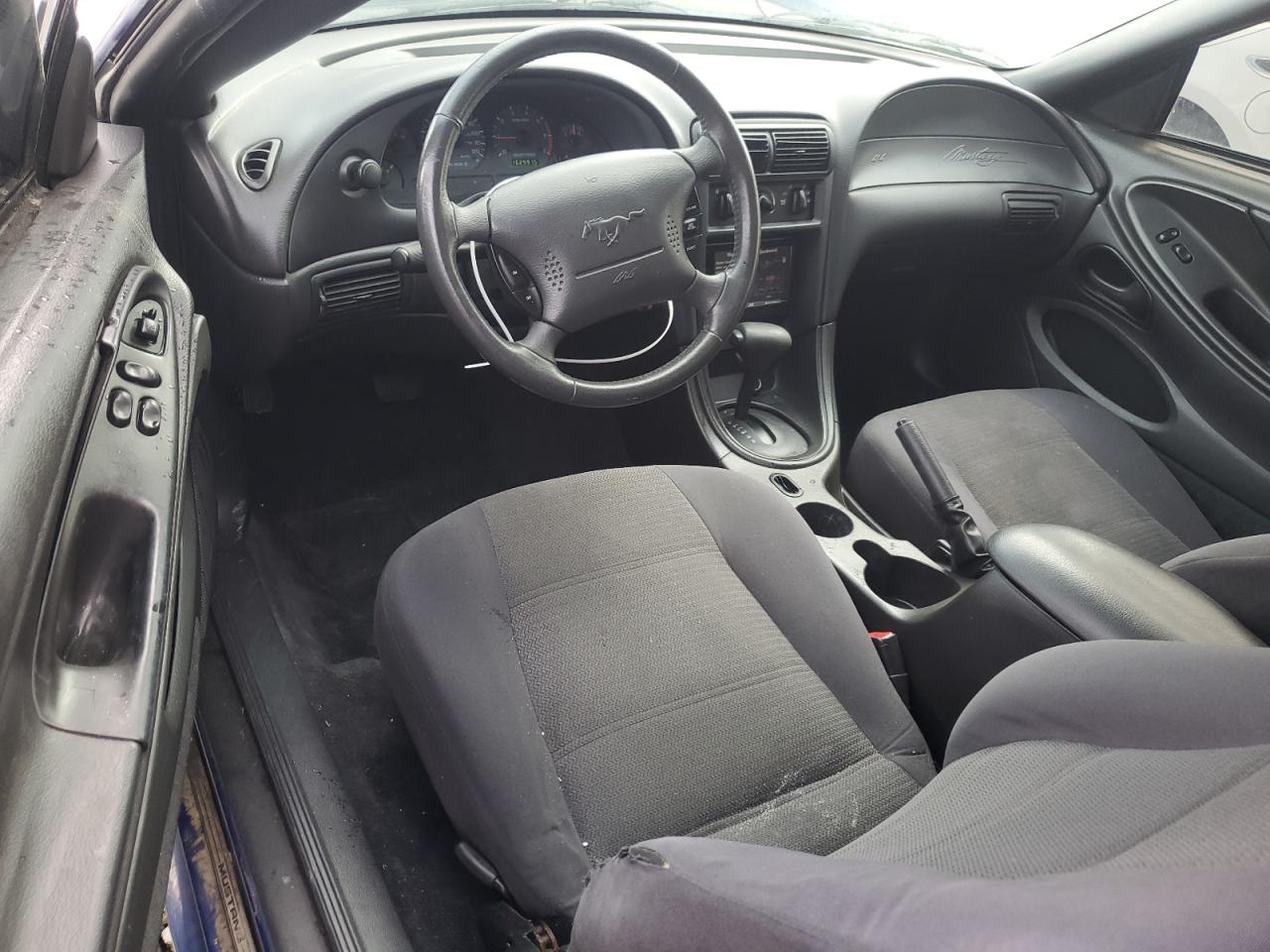 Lot #3290345813 2004 FORD MUSTANG