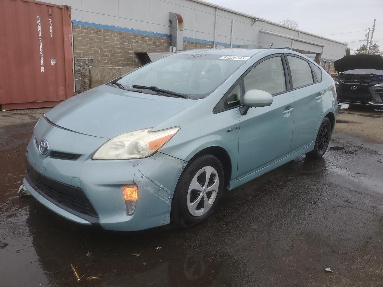 TOYOTA PRIUS