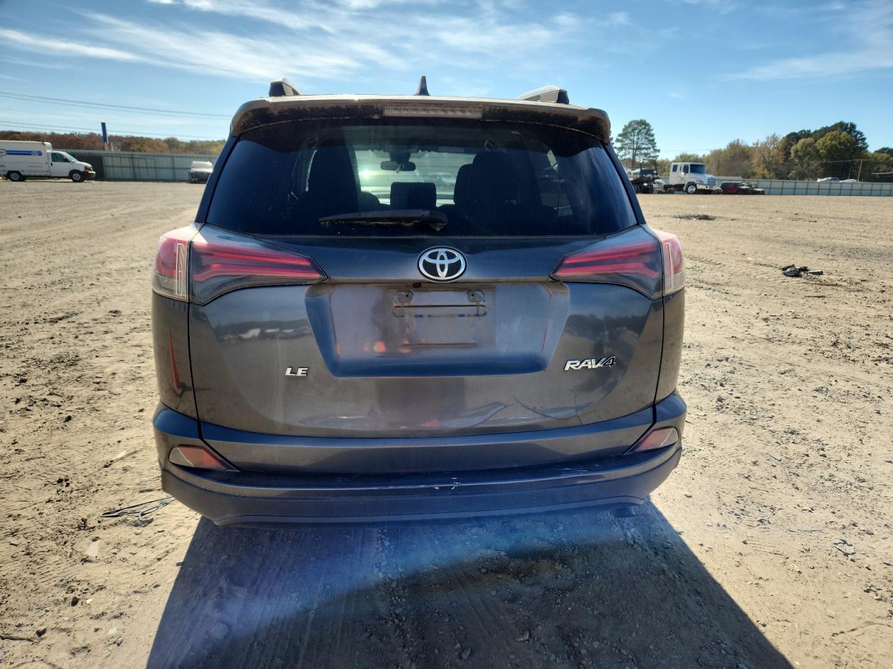 TOYOTA RAV4 LE