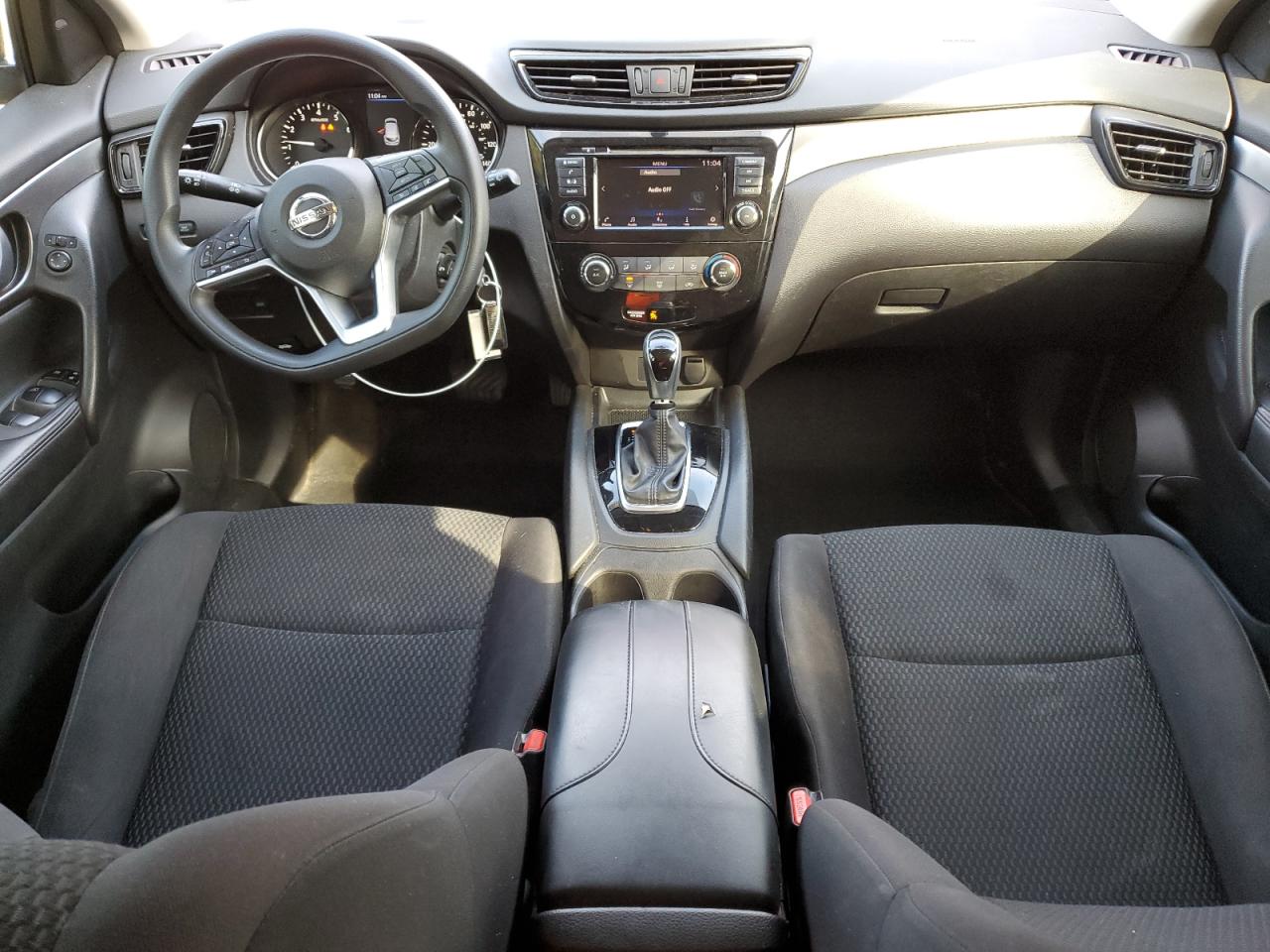 NISSAN ROGUE SPORT S