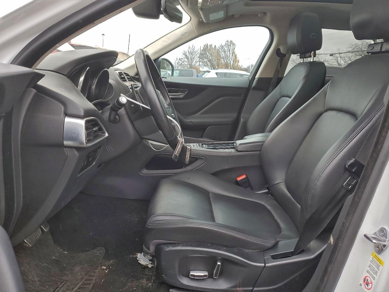 JAGUAR F-PACE PREMIUM