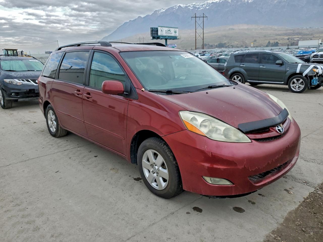 Lot #3296509682 2006 TOYOTA SIENNA XLE