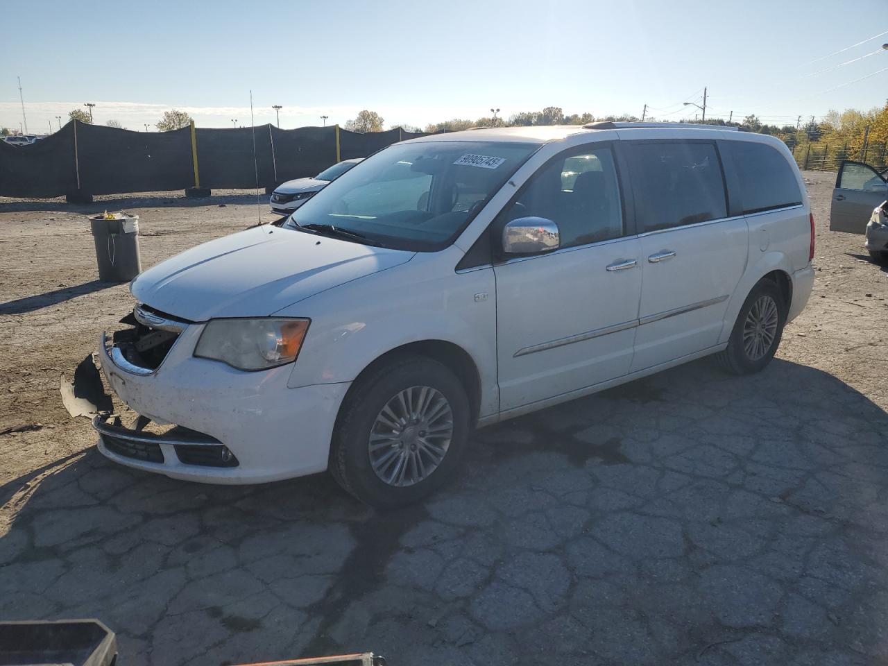 CHRYSLER TOWN & COUNTRY TOURING L