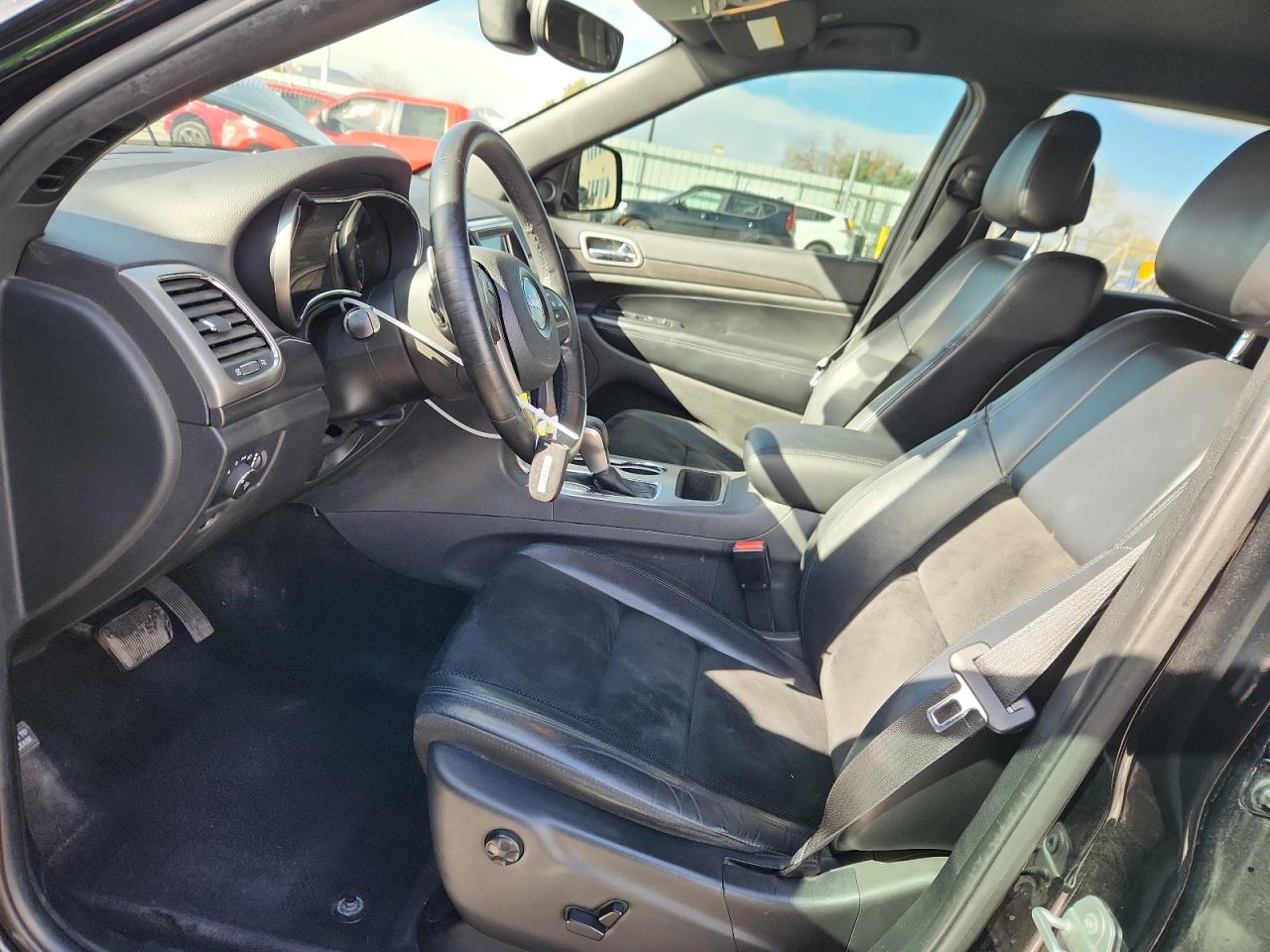 JEEP GRAND CHEROKEE LAREDO