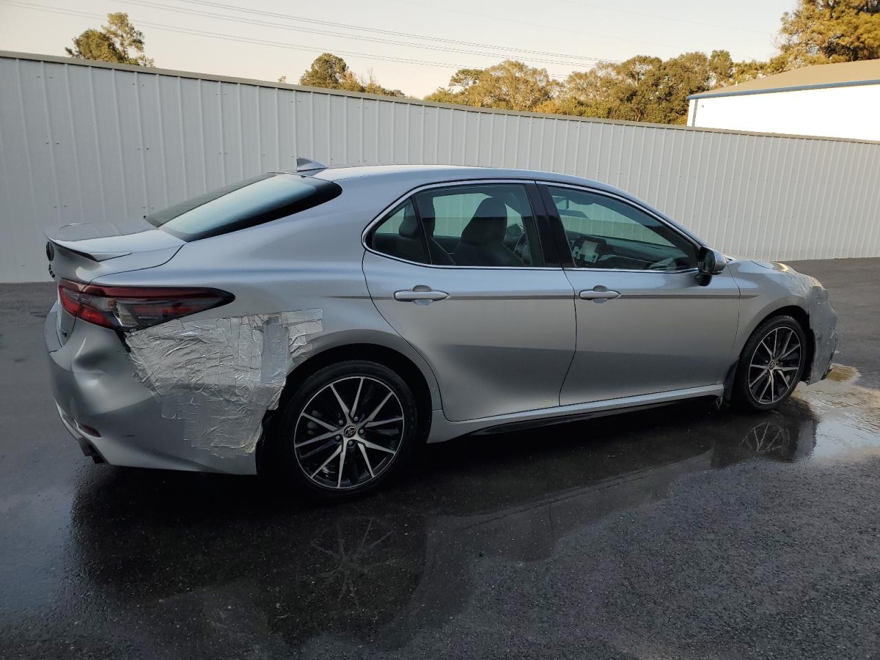 Lot #3303591927 2022 TOYOTA CAMRY SE