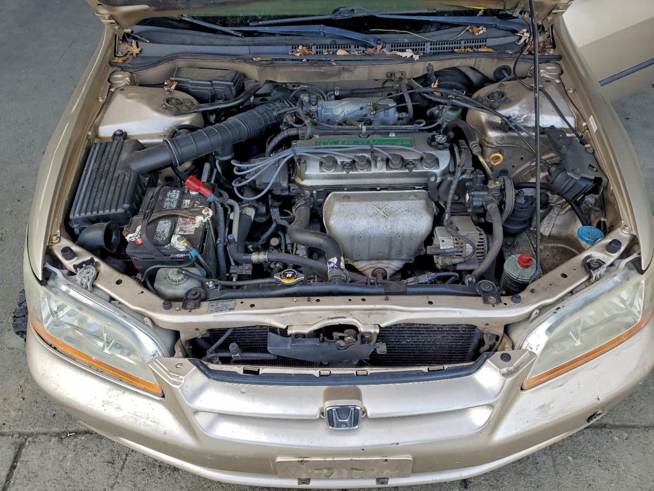 Lot #3318315840 2000 HONDA ACCORD LX