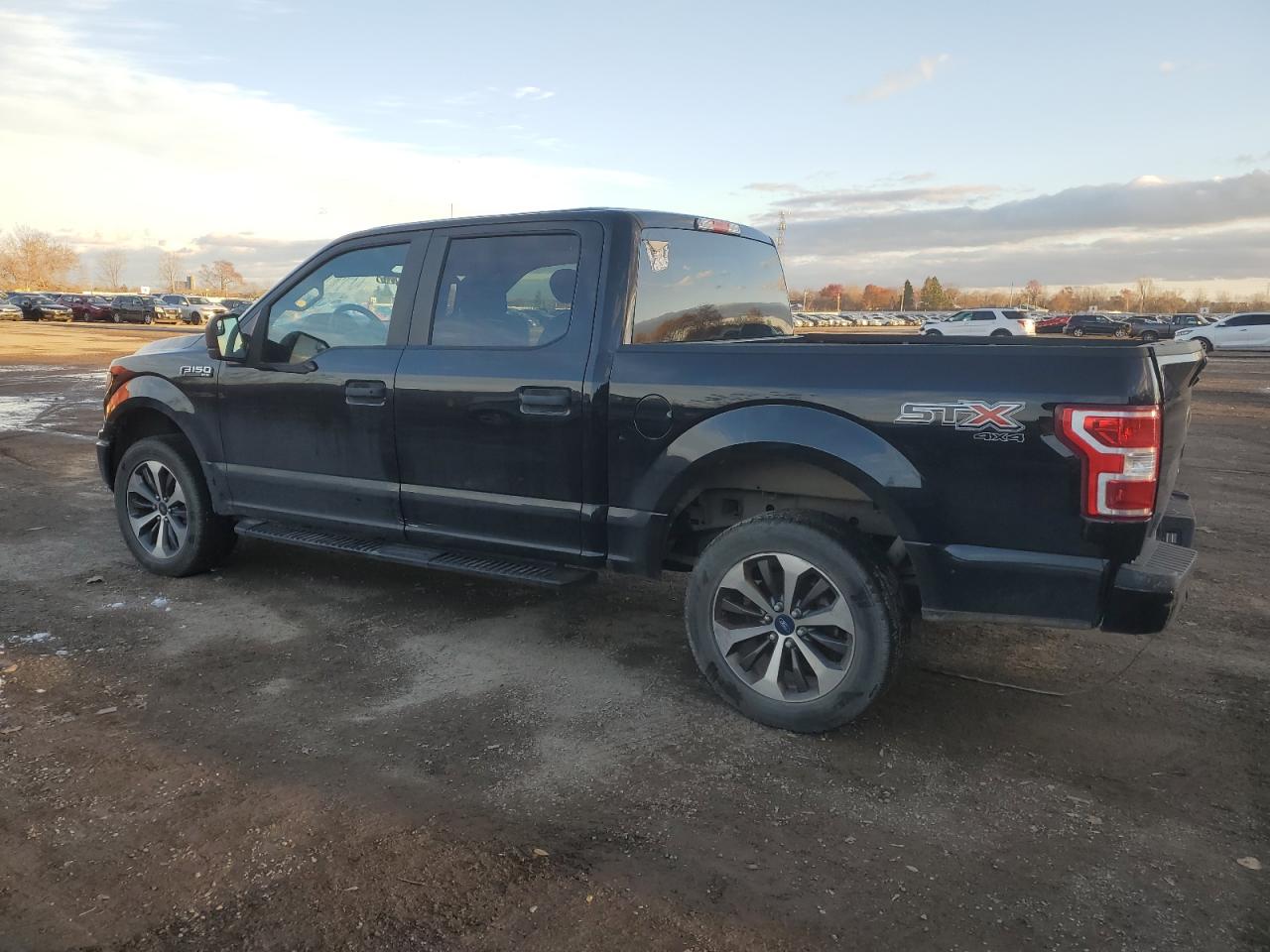 FORD F-150 SUPERCREW
