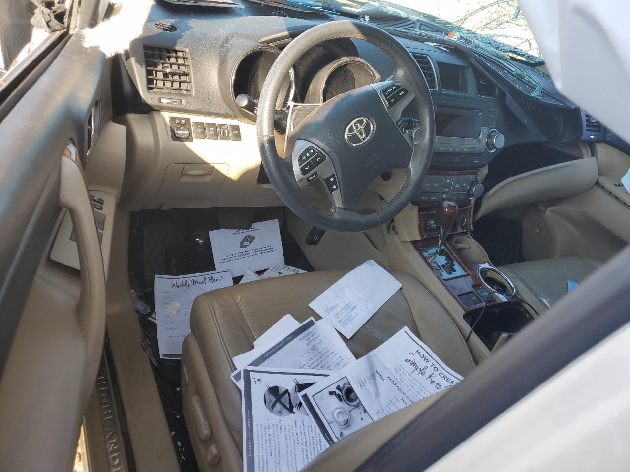 TOYOTA HIGHLANDER LIMITED