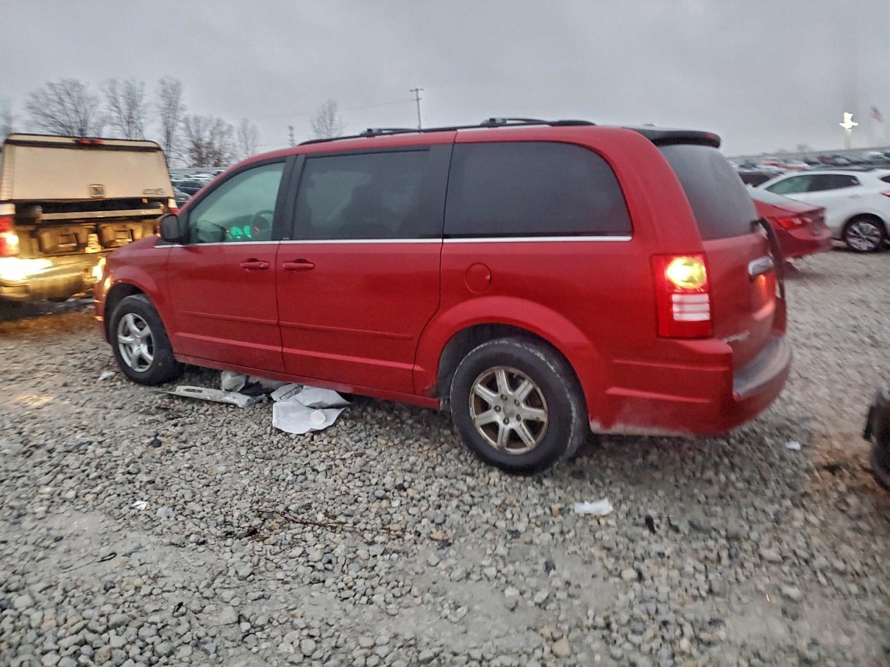 Lot #3302772400 2008 CHRYSLER TOWN & COU