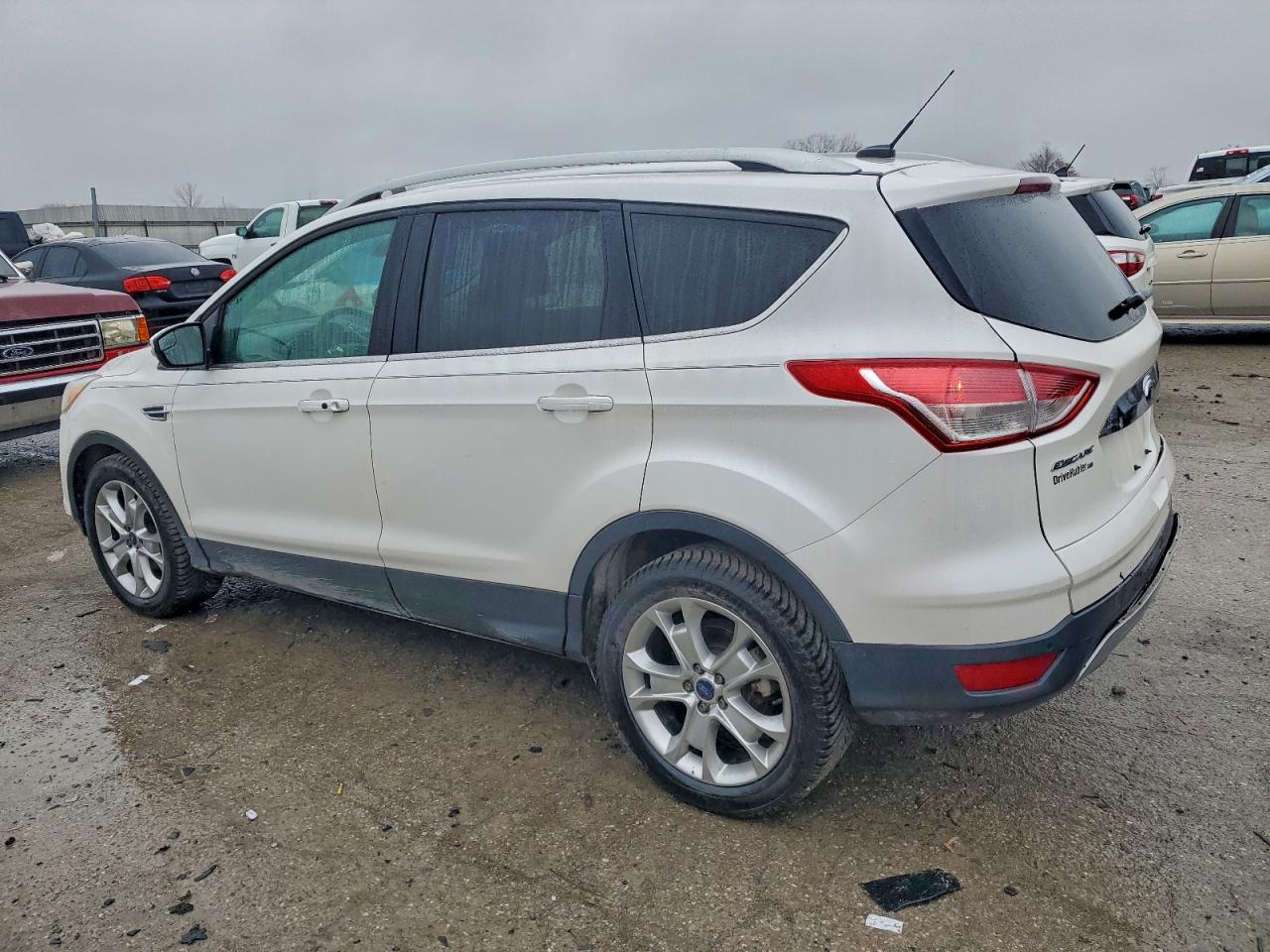 FORD ESCAPE TITANIUM