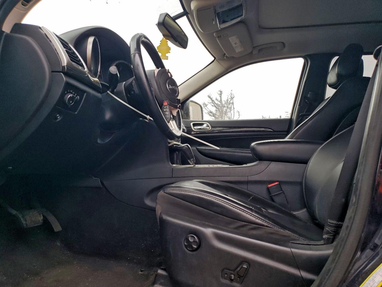 JEEP GRAND CHEROKEE LAREDO