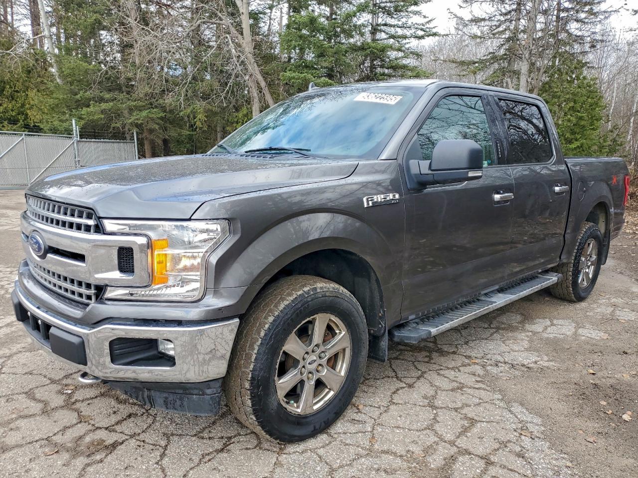 FORD F-150 SUPERCREW