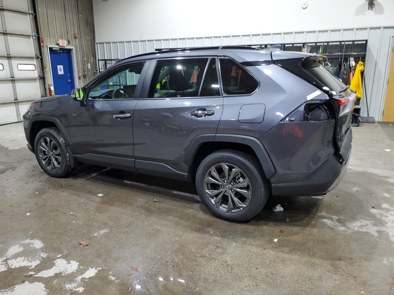 TOYOTA RAV4 LIMITED