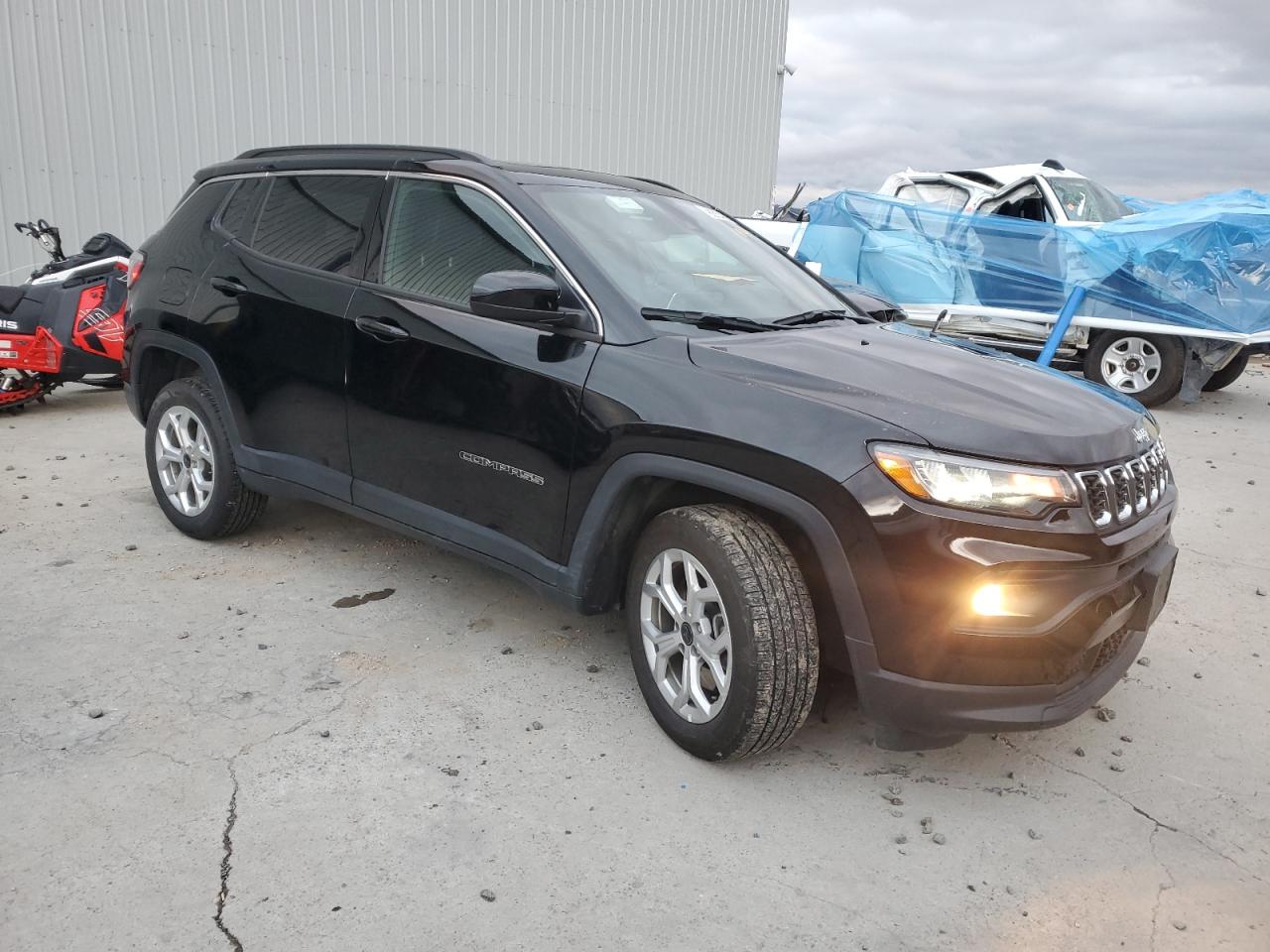 Lot #3302702012 2025 JEEP COMPASS LA