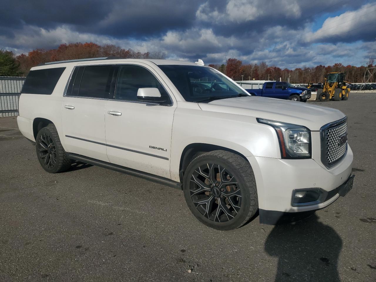 GMC YUKON DENALI