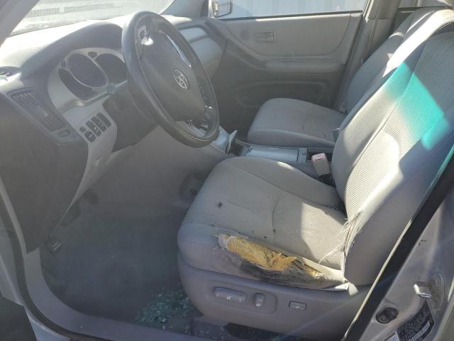 2004 TOYOTA HIGHLANDER #3282468572