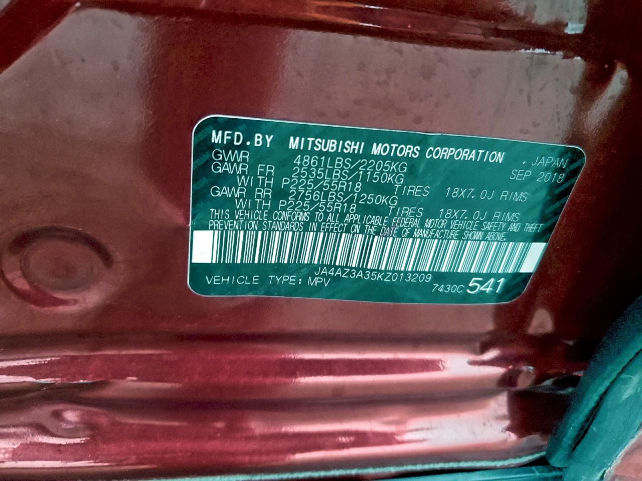 MITSUBISHI OUTLANDER SE