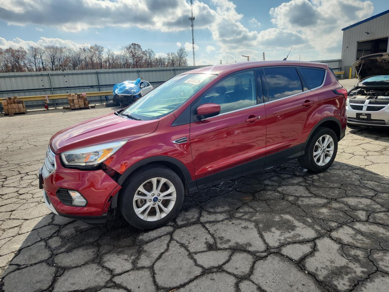 FORD ESCAPE SE