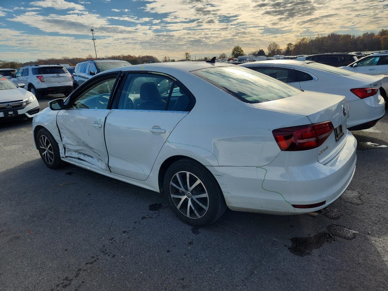 Lot #3302796954 2017 VOLKSWAGEN JETTA SE