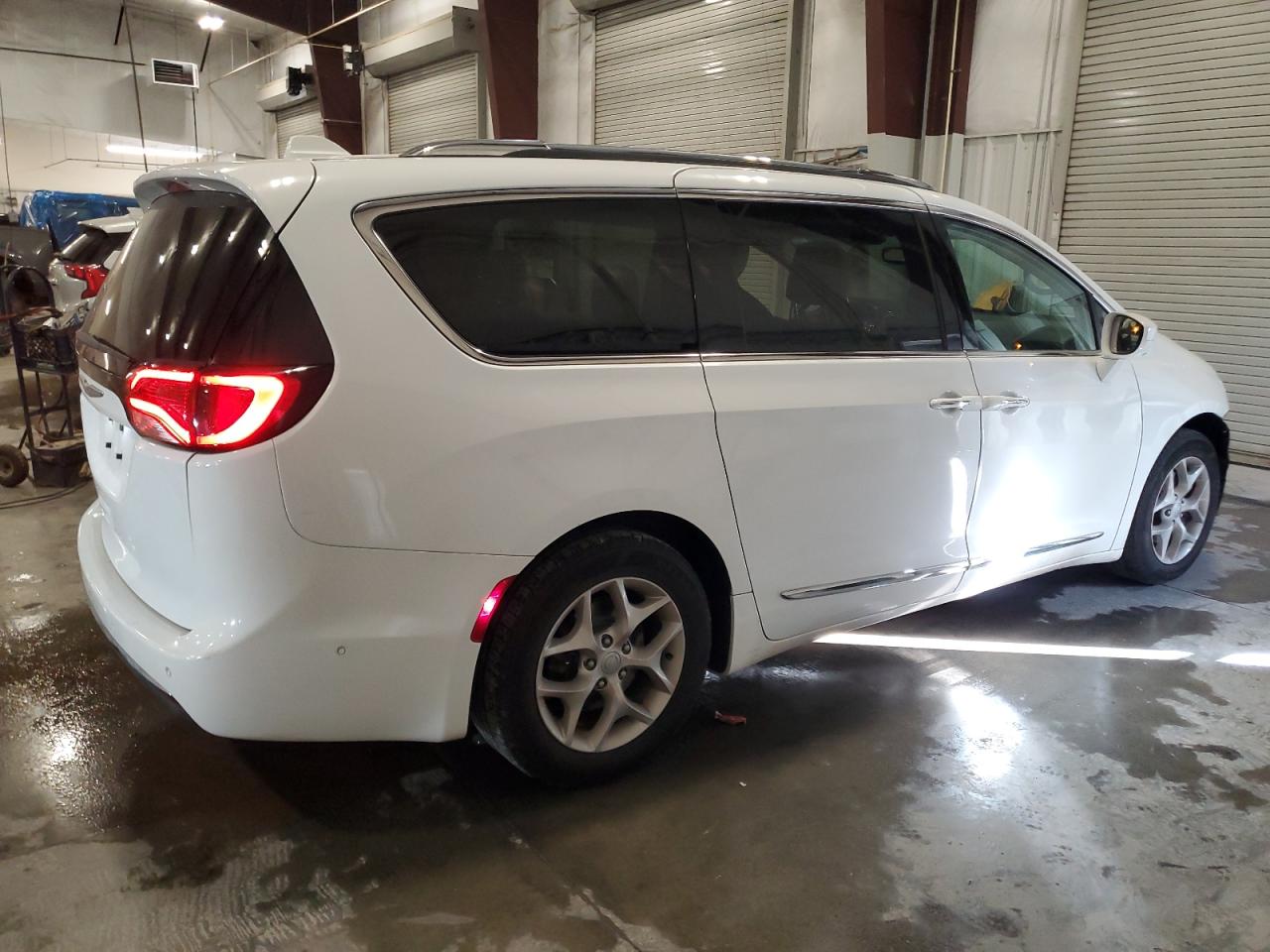 Lot #3317724078 2018 CHRYSLER PACIFICA T