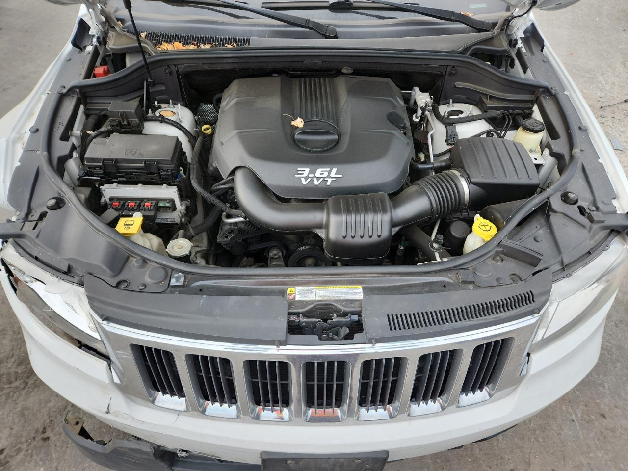 JEEP GRAND CHEROKEE LAREDO