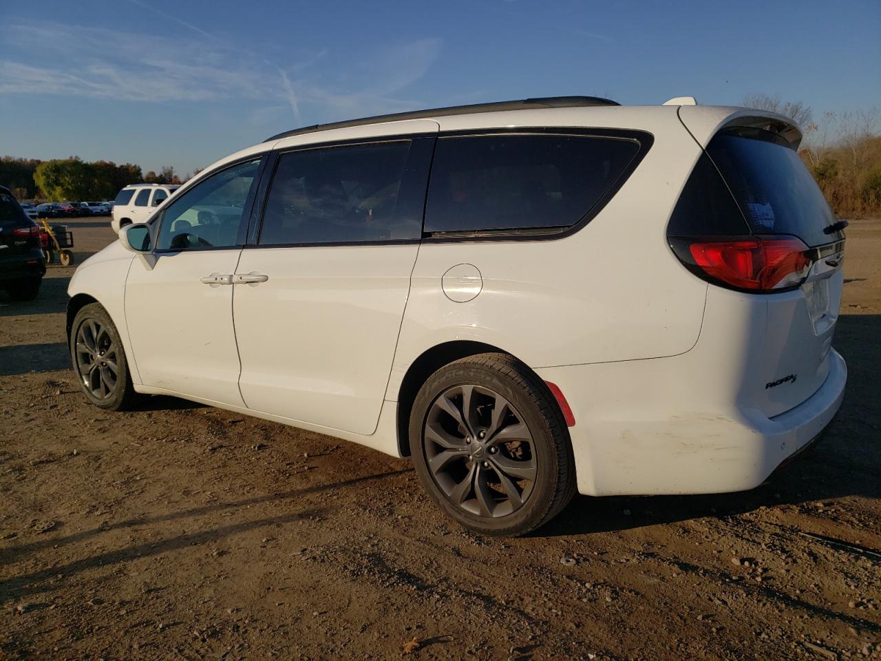 CHRYSLER PACIFICA TOURING L