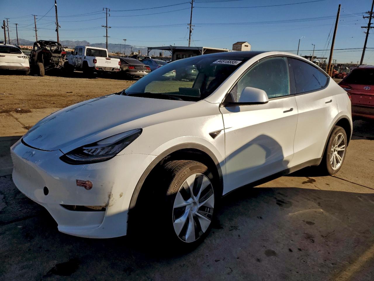 TESLA MODEL Y