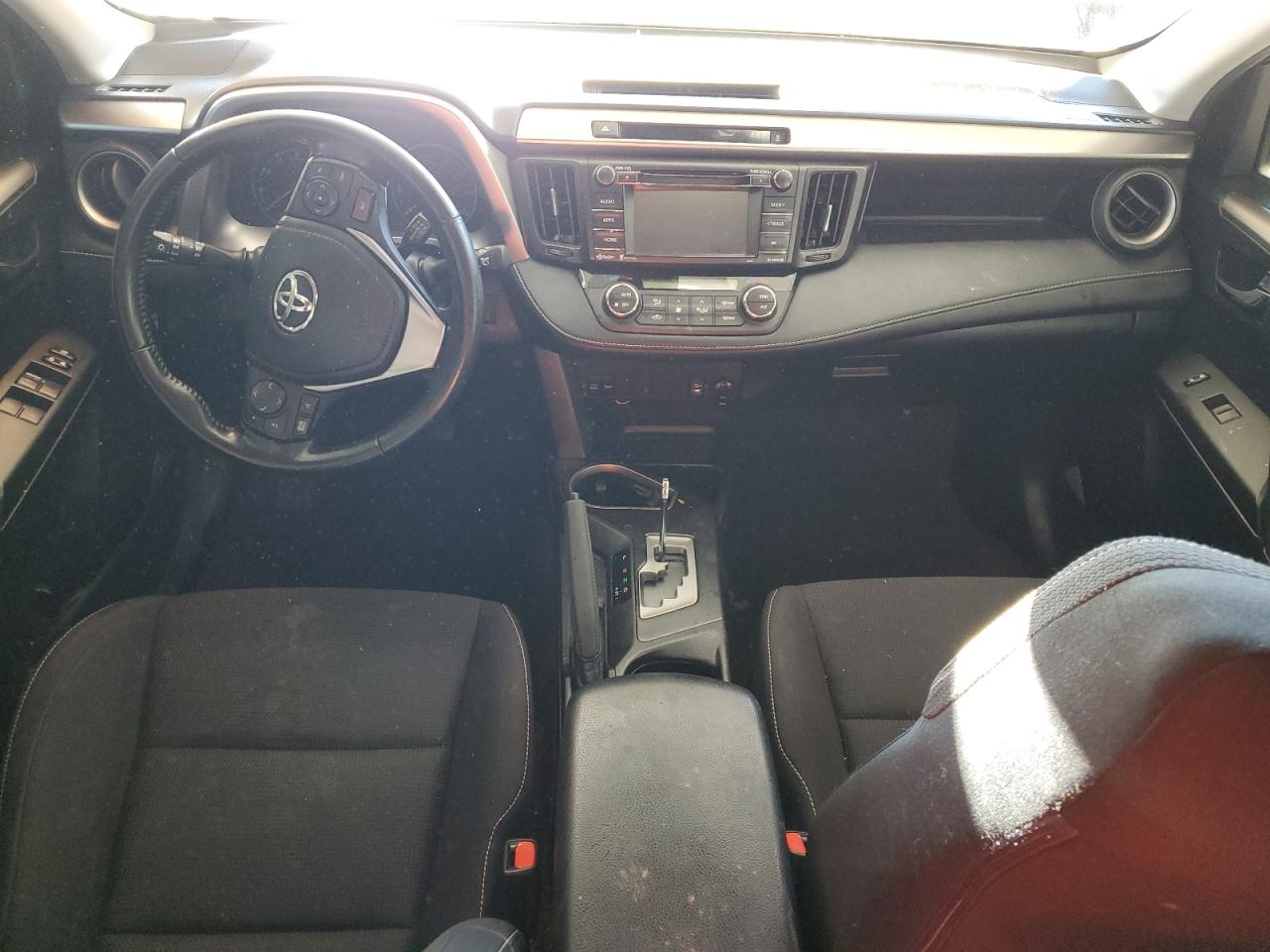 TOYOTA RAV4 XLE