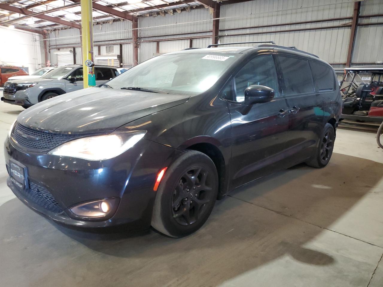 CHRYSLER PACIFICA TOURING L