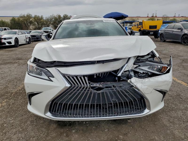 2021 LEXUS ES 300H #3297897782